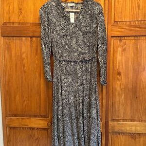 Loft Black and White Floral Dress Sz 10 NWT